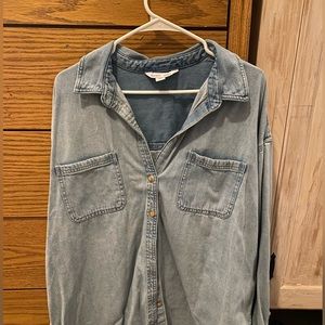 Old navy “the boyfriend shirt”
